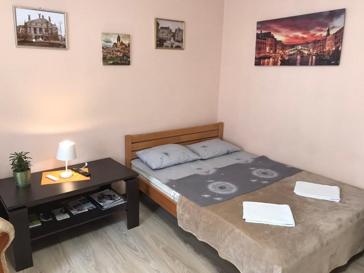 Near The Forum Mall Apartment *