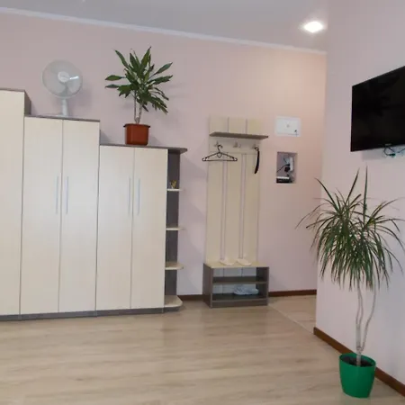 Apartment Near The Forum Mall Lviv Exterior photo